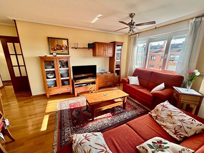 Casas en venta y pisos alquiler - 2