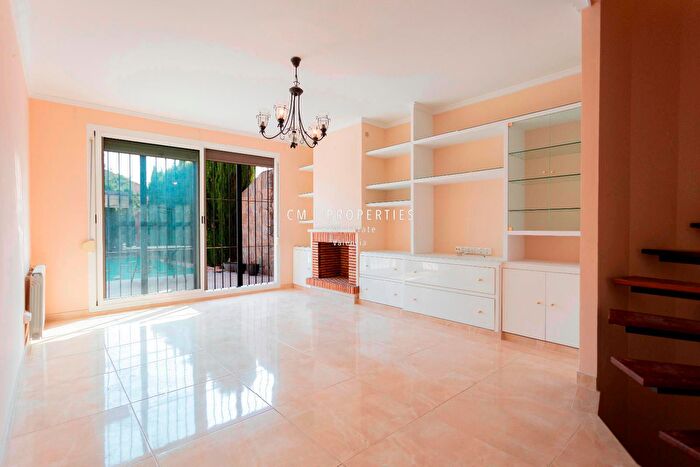 Casa en venta en Camí de Paterna Lloma del Calderer, Bétera de 4 habitaciones