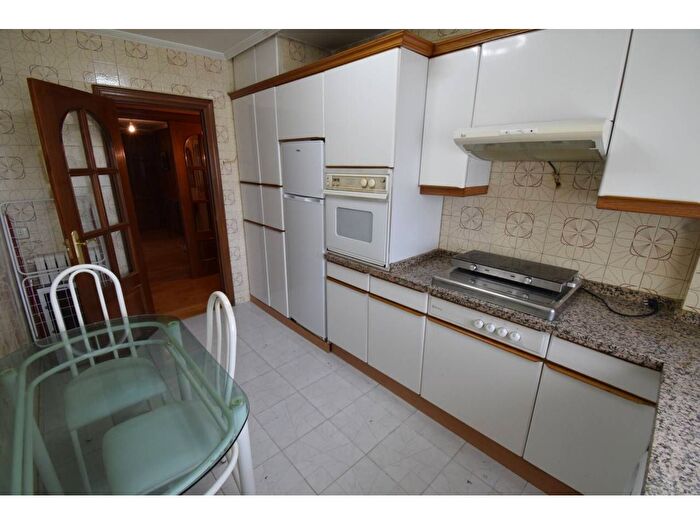 Casas en venta y pisos alquiler - 2