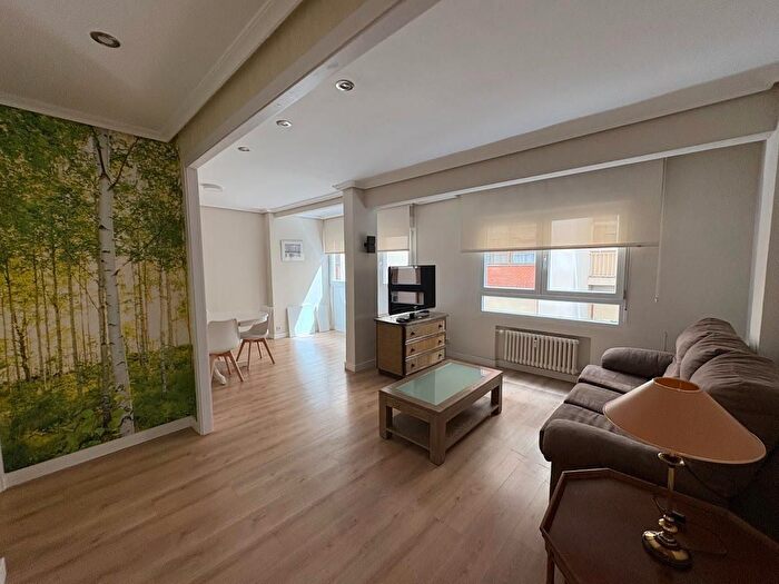Casas en venta y pisos alquiler - 2