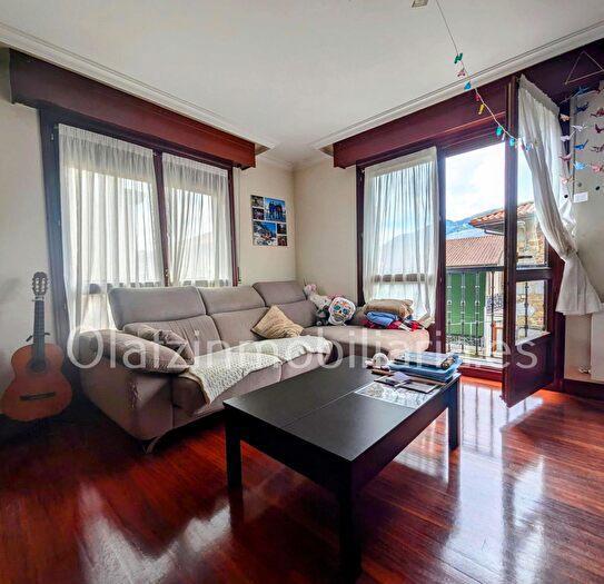 Casas en venta y pisos alquiler - 3
