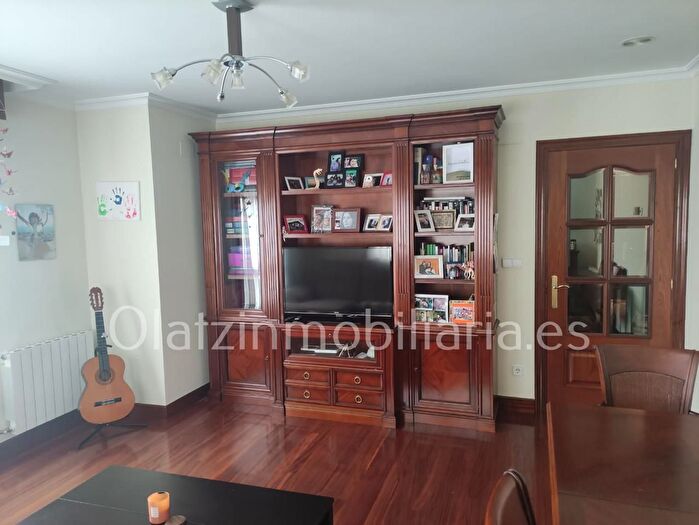 Casas en venta y pisos alquiler - 2