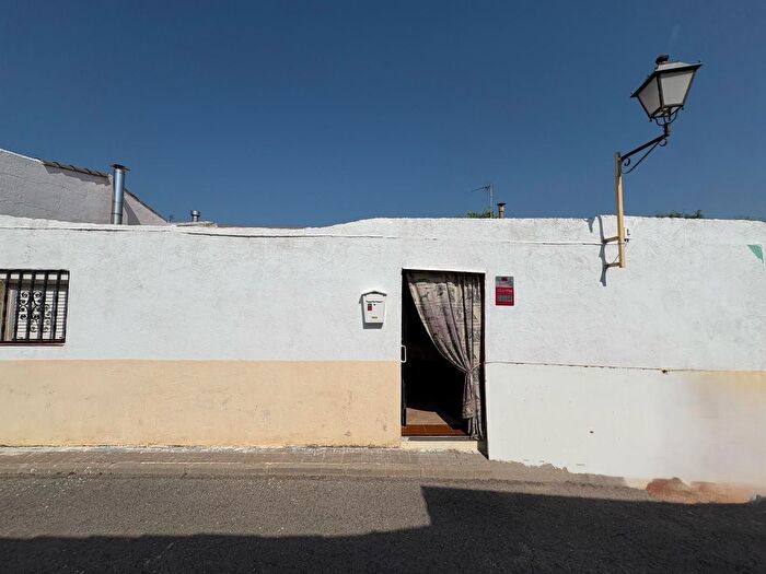 Casa en venta en Torres de la Alameda, Madrid de 3 habitaciones
