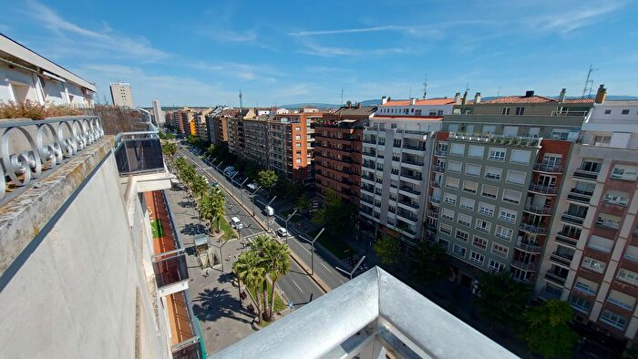 Casas en venta y pisos alquiler - 2