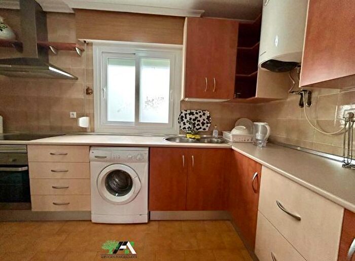 Casas en venta y pisos alquiler - 2