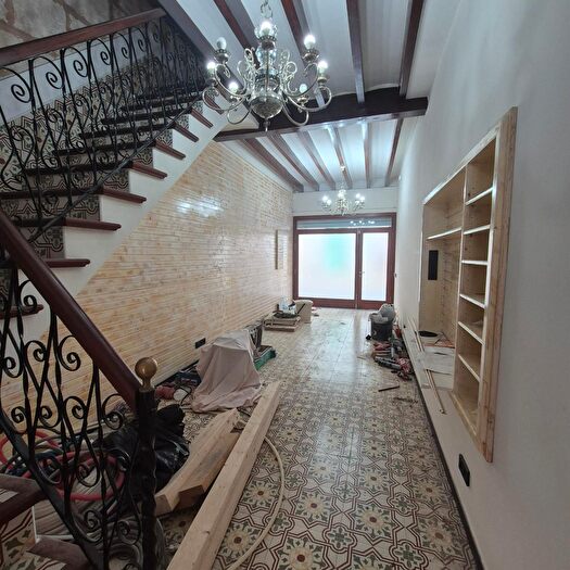 Casas en venta y pisos alquiler - 1