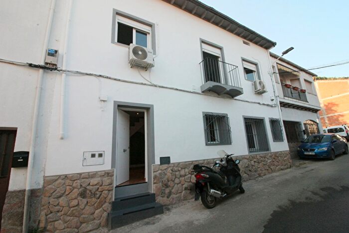 Casa en venta en Arenas de San Pedro, Ávila de 6 habitaciones