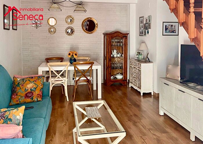 Piso en venta en Centro, Casco Histórico Ribera San Basilio de 3 habitaciones