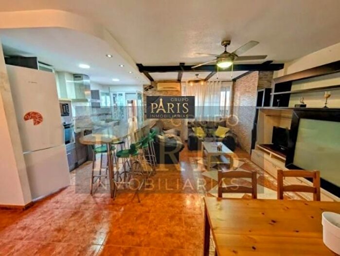 Casas en venta y pisos alquiler - 1