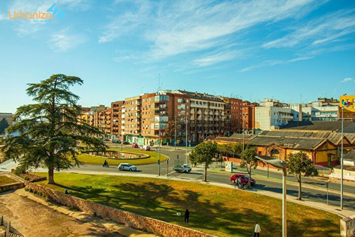 Casas en venta y pisos alquiler - 2