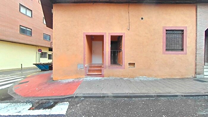 Casas en venta y pisos alquiler - 1