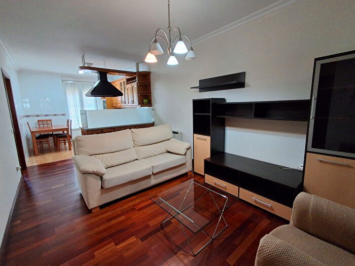 Piso en alquiler en Centro, Avilés de 2 habitaciones