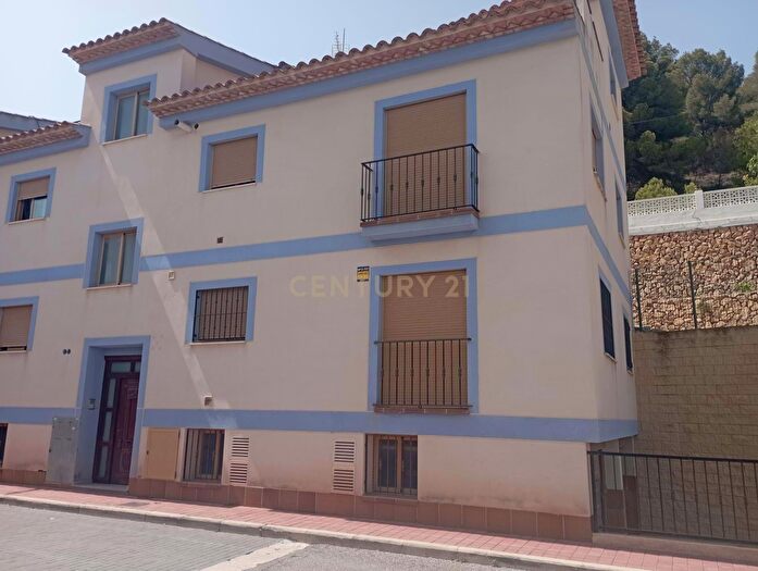 Piso en venta en Polop, Alicante de 2 habitaciones