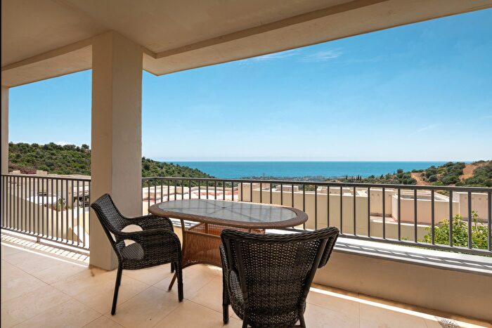 Piso en alquiler en Rïo Real Los Monteros, Alto de los Monteros de 3 habitaciones