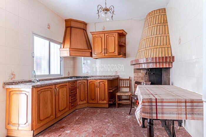Casas en venta y pisos alquiler - 2
