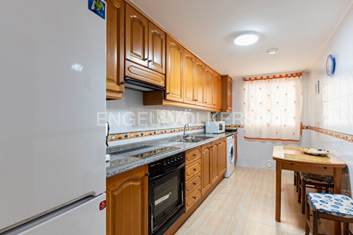 Casas en venta y pisos alquiler - 2