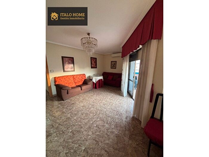 Casas en venta y pisos alquiler - 1