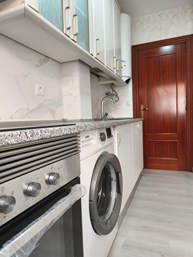 Casas en venta y pisos alquiler - 2