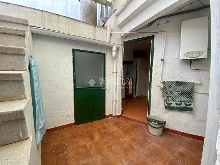 Casas en venta y pisos alquiler - 3
