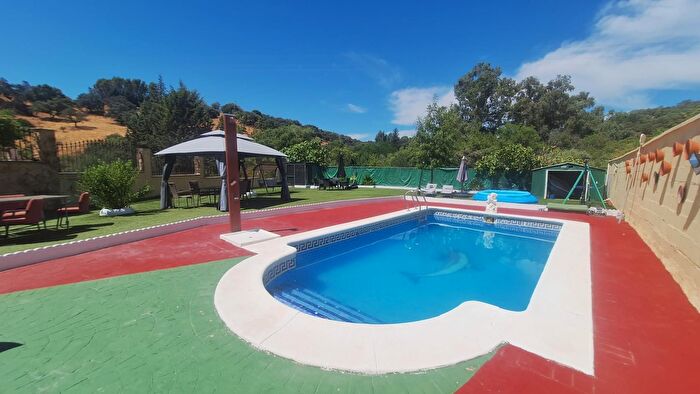 Casa en venta en Periurbano Este Campiña, Alcolea de 4 habitaciones