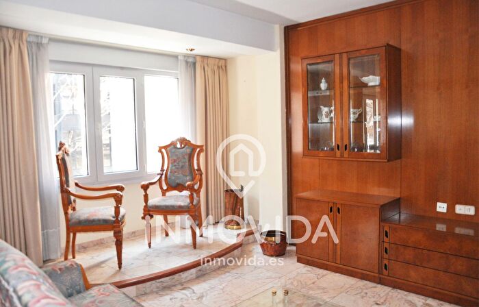 Casas en venta y pisos alquiler - 1
