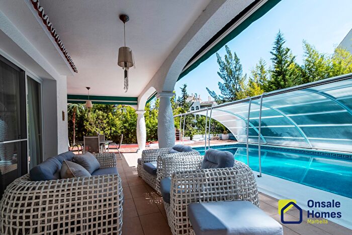 Casa en venta en Marbella Centro, Ricardo Soriano de 4 habitaciones