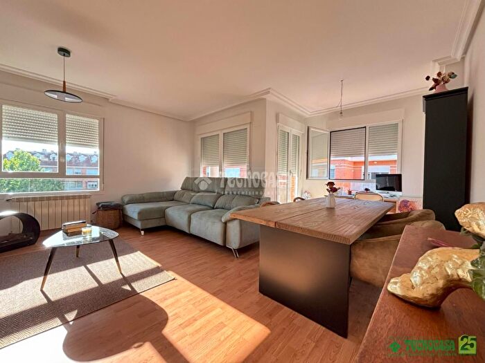 Casas en venta y pisos alquiler - 2