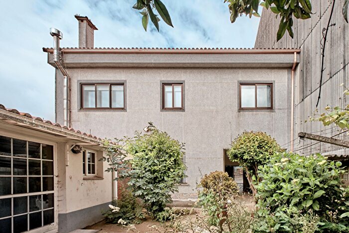Casa en venta en Carral, A Coruña de 4 habitaciones