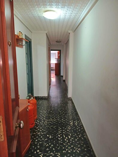 Casas en venta y pisos alquiler - 2
