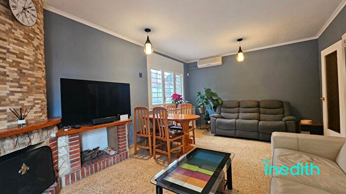 Casas en venta y pisos alquiler - 3