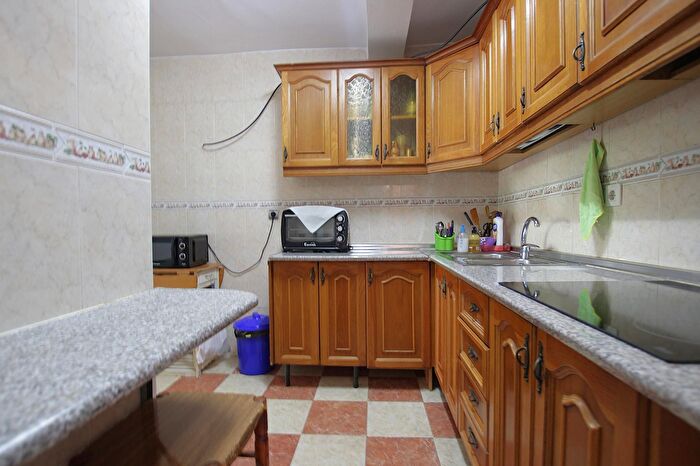 Casas en venta y pisos alquiler - 2