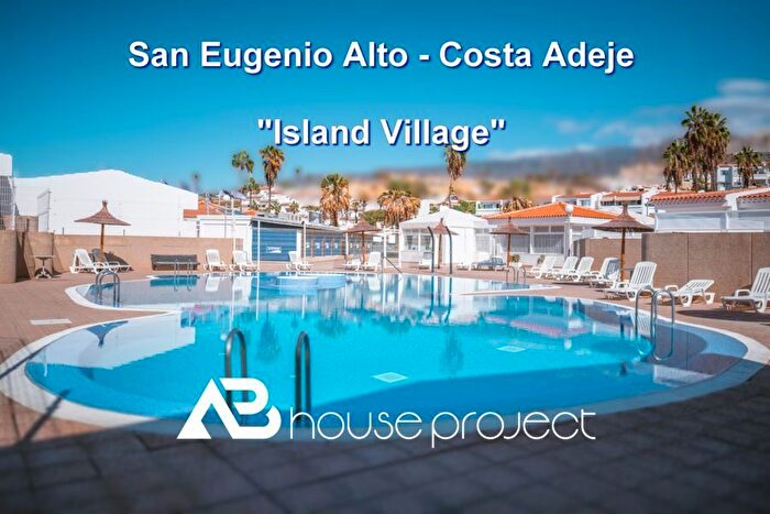 Casa en venta en Costa Adeje, San Eugenio Alto de 3 habitaciones