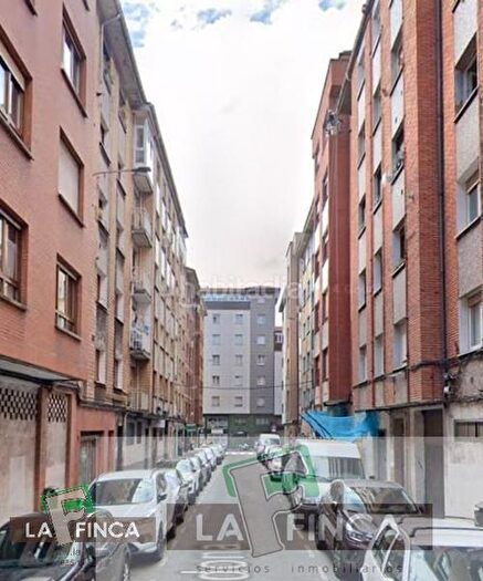 Piso en venta en Oeste, La Calzada de 1 habitacion