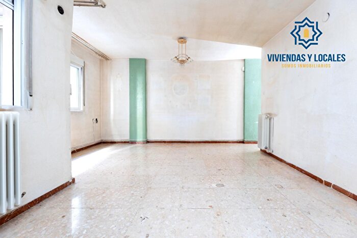 Casas en venta y pisos alquiler - 2