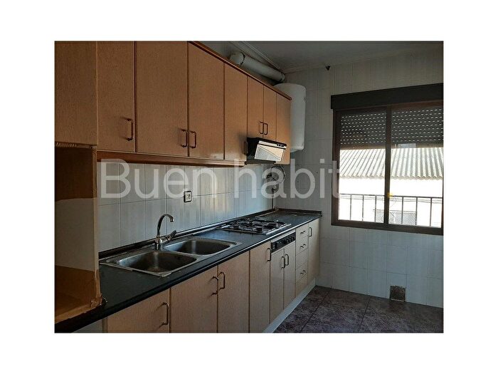 Piso en venta en Bonete, Albacete de 4 habitaciones