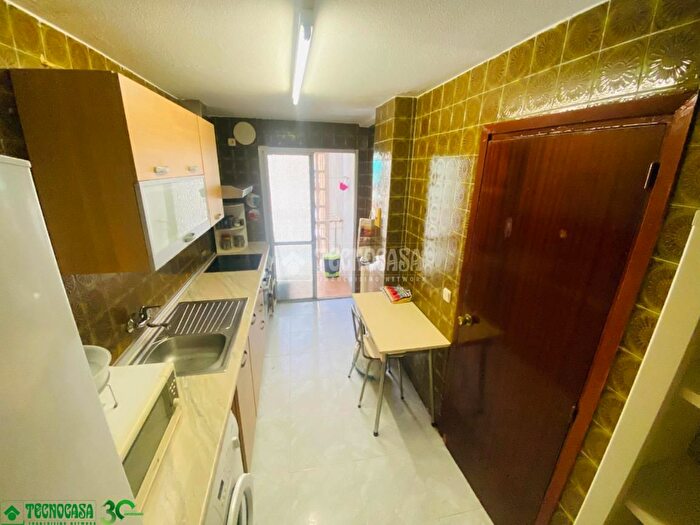Casas en venta y pisos alquiler - 2
