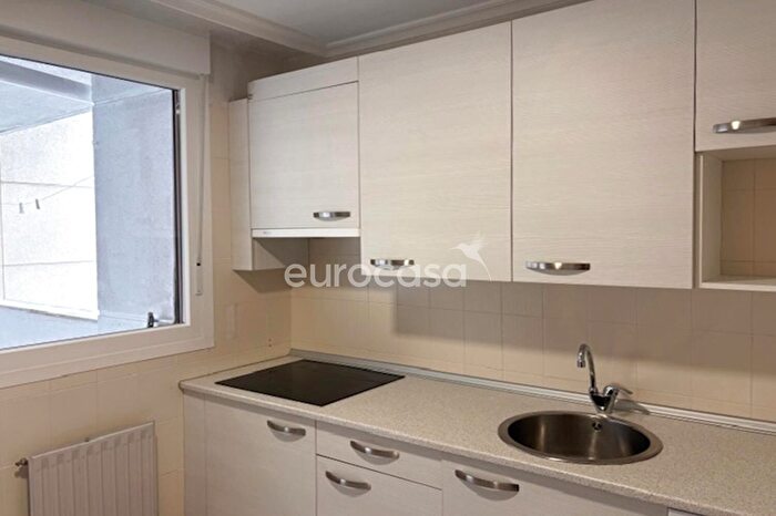 Casas en venta y pisos alquiler - 2