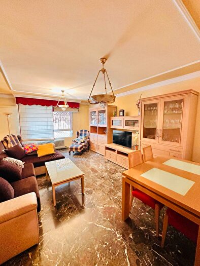 Piso en alquiler en Chana, Angustias Chana Encina de 2 habitaciones