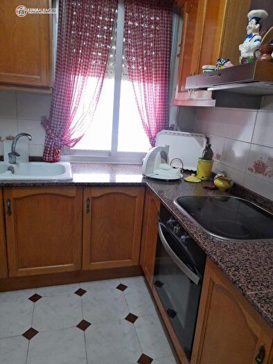 Casas en venta y pisos alquiler - 2