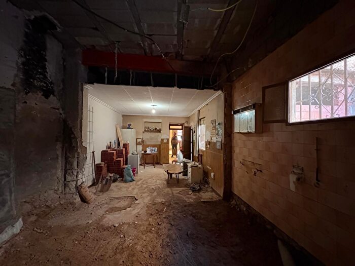 Casas en venta y pisos alquiler - 2