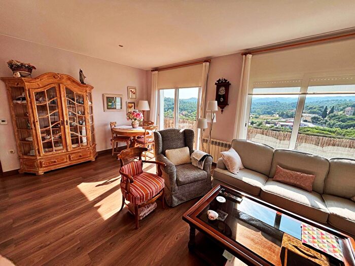 Casa en venta en Mas Romeu, Lloret de Mar de 3 habitaciones
