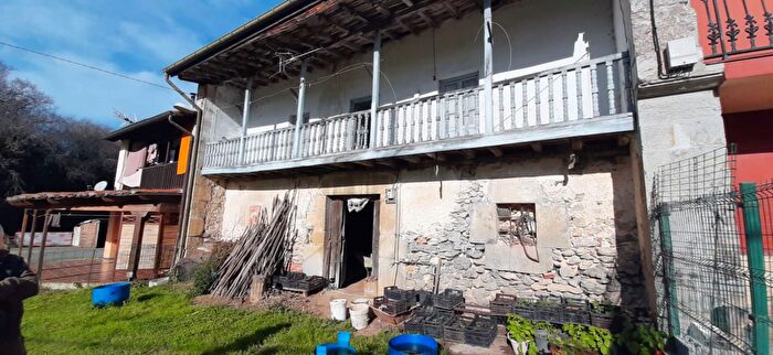 Casa en venta en Escalante, Cantabria de 9 habitaciones