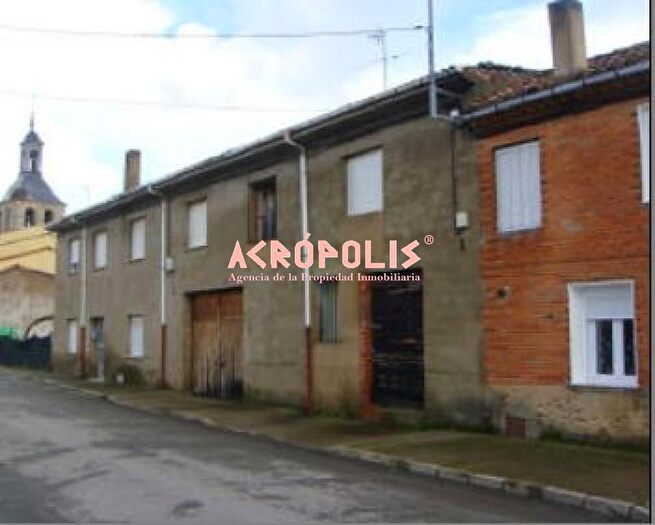Casas en venta y pisos alquiler - 1