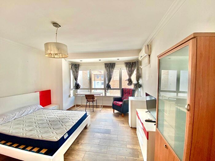 Piso en venta en Comunitat Valenciana, Alicante de 5 habitaciones
