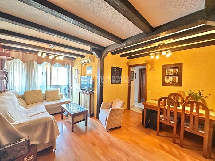 Casas en venta y pisos alquiler - 2