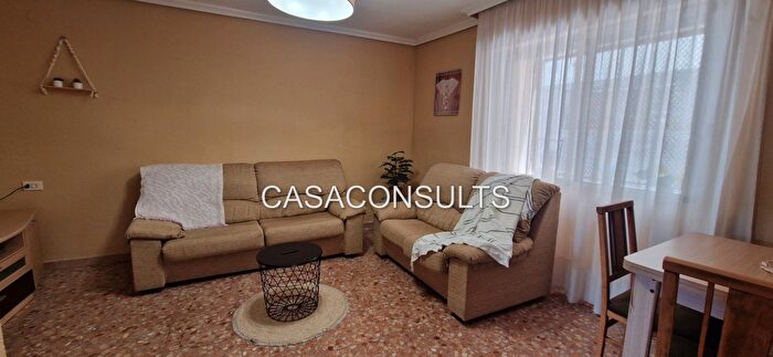 Casas en venta y pisos alquiler - 1