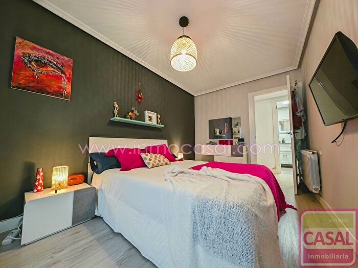Casas en venta y pisos alquiler - 3