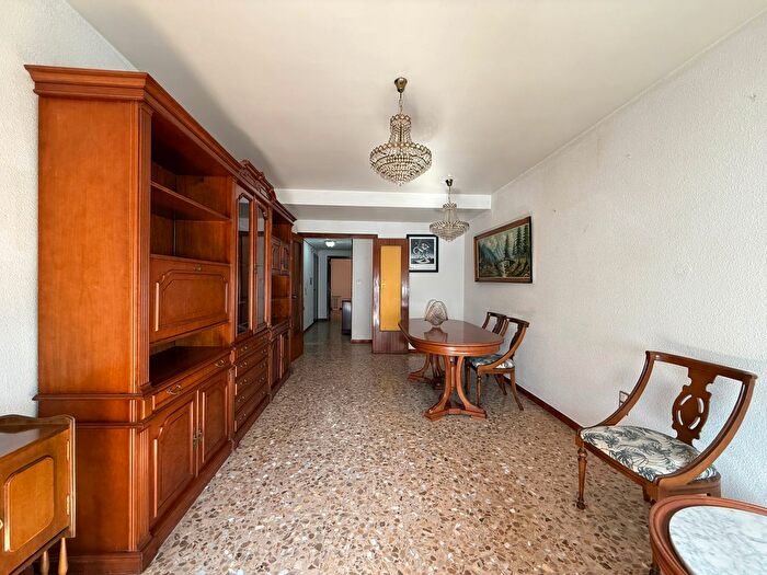 Piso en venta en Caspe, Zaragoza de 3 habitaciones
