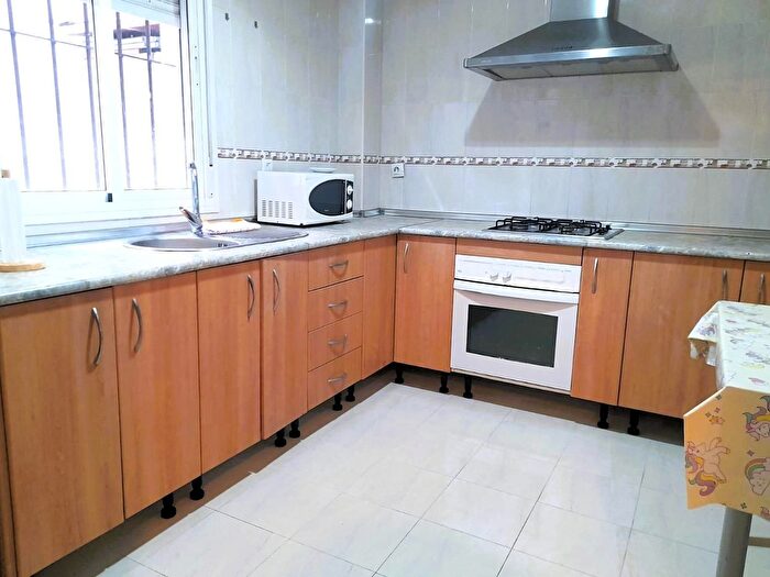 Casas en venta y pisos alquiler - 2