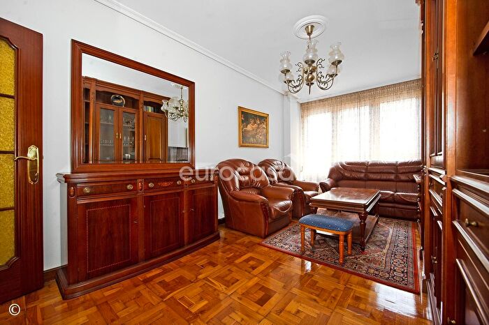 Casas en venta y pisos alquiler - 2